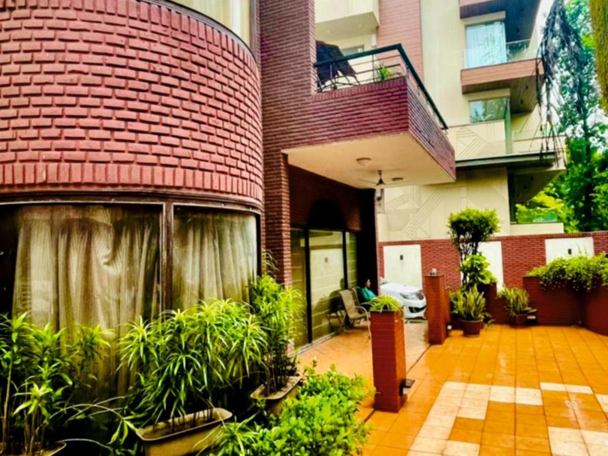 Red Brick Home By Earthaa Escapes นิวเดลี ภายนอก รูปภาพ